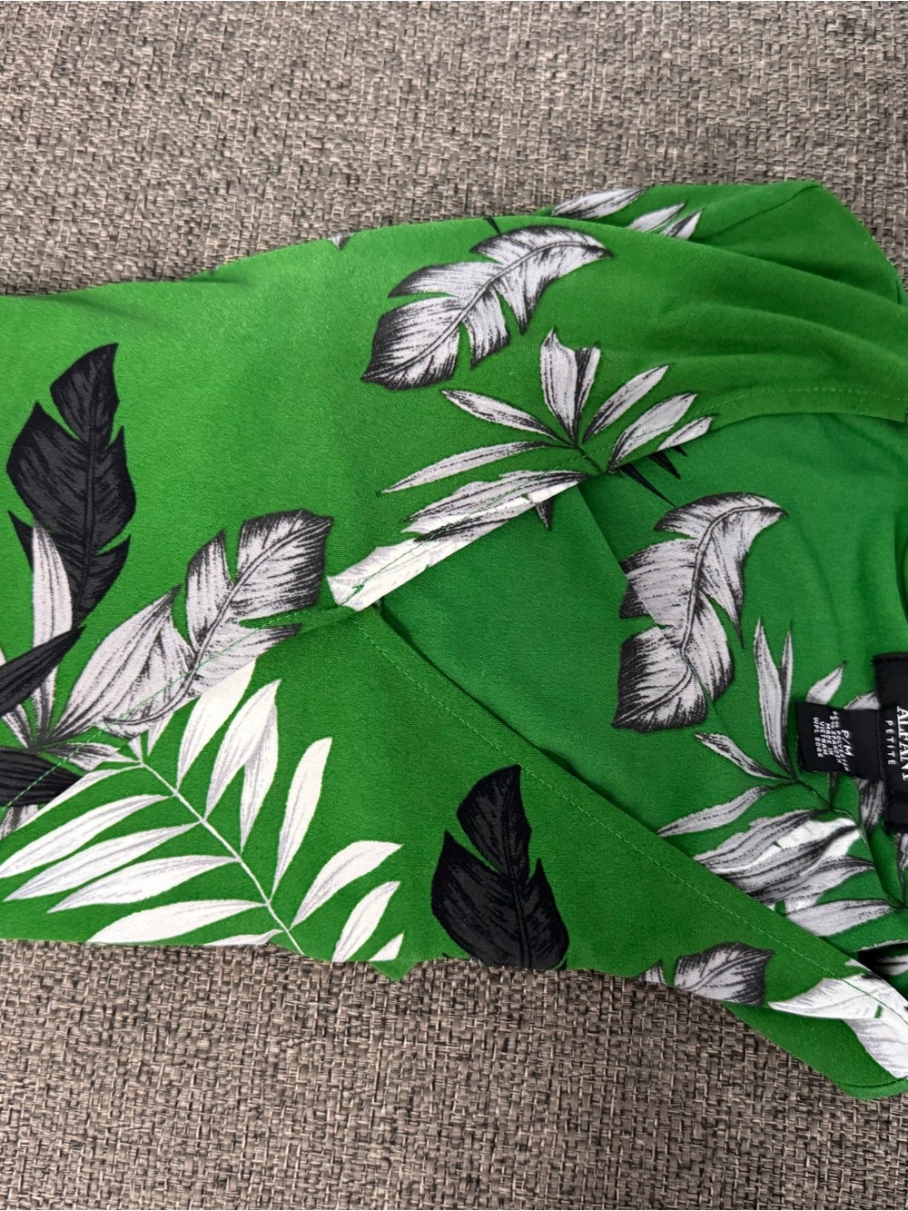 Alfani Green Tropical Print Long Sleeve Dress